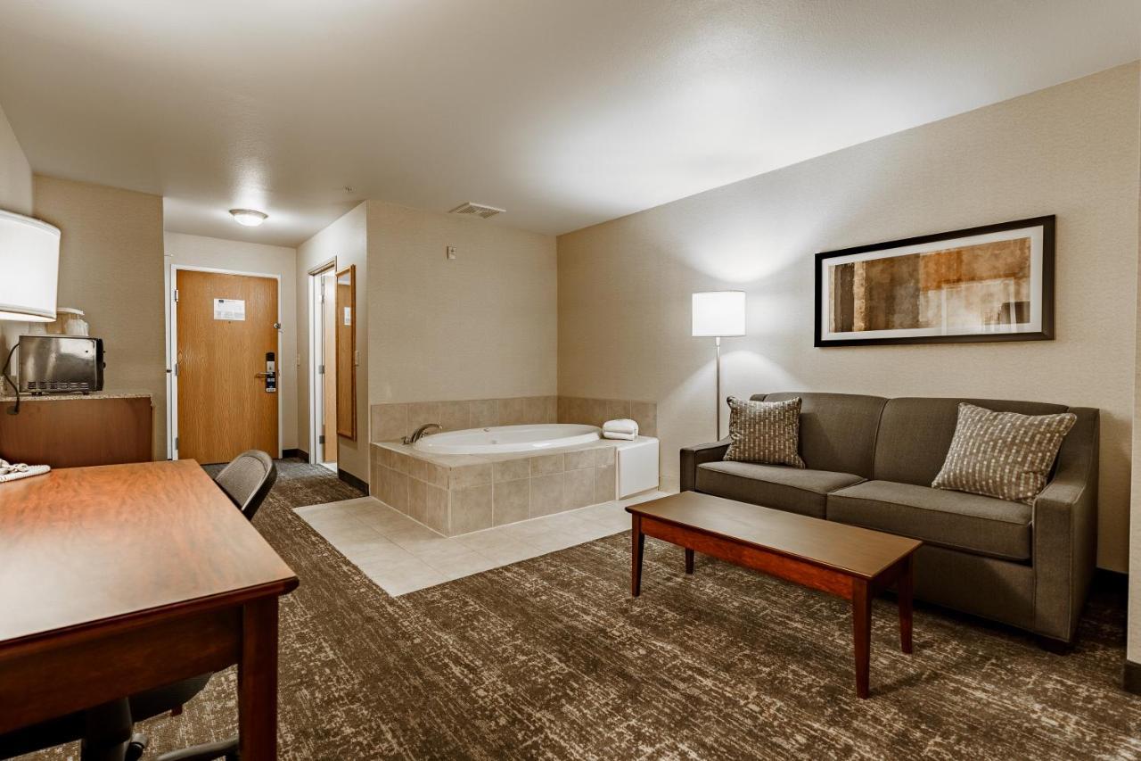 Cobblestone Suites - Ripon Kültér fotó